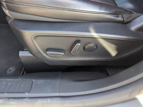 Used 2025 Ford Escape ST-Line image 25