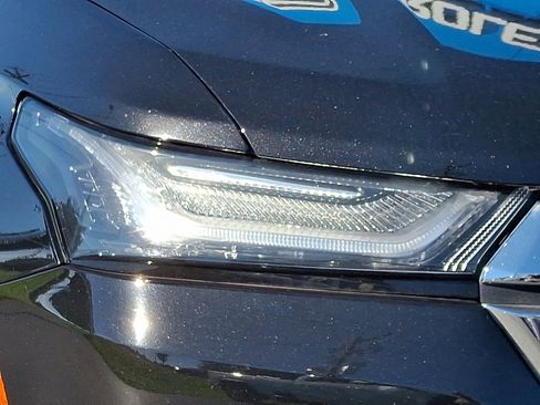 Used 2022 Chevrolet Traverse LT w/ LPO, Floor Liner Package image 9