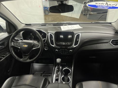 Used 2024 Chevrolet Equinox Premier image 23