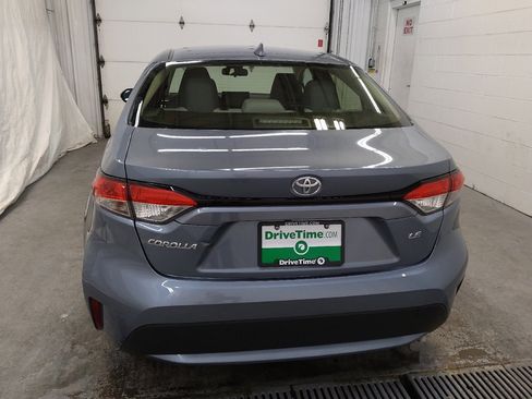 Used 2021 Toyota Corolla LE image 6