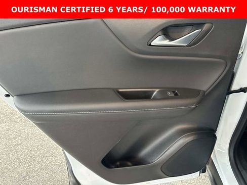 Certified 2025 Chevrolet Blazer LT FWD image 15