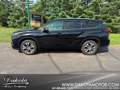 Used 2021 Toyota Highlander XLE
