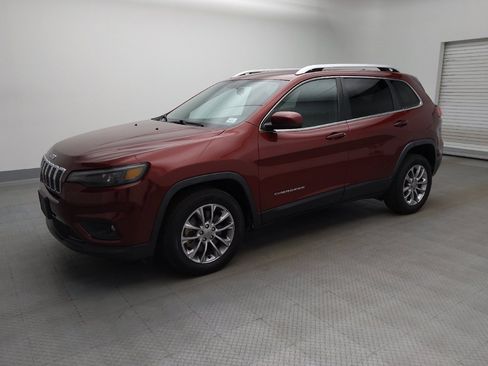 Used 2020 Jeep Cherokee Latitude Plus FWD image 2