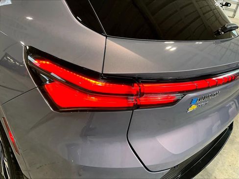 Used 2025 Chevrolet Equinox EV LT w/ Convenience Package image 32