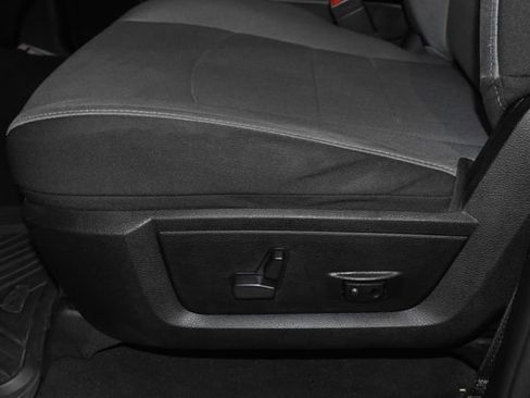 Used 2023 RAM 1500 Classic SLT image 14