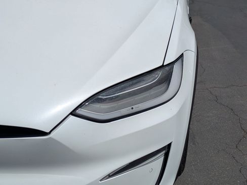 Used 2022 Tesla Model X AWD/4WD image 12