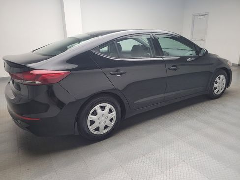Used 2018 Hyundai Elantra SE FWD image 10