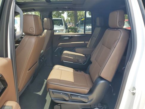 New 2025 Chevrolet Suburban High Country w/ Sun And Tow Package image 10