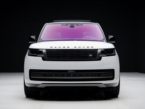 Used 2023 Land Rover Range Rover SE image 8