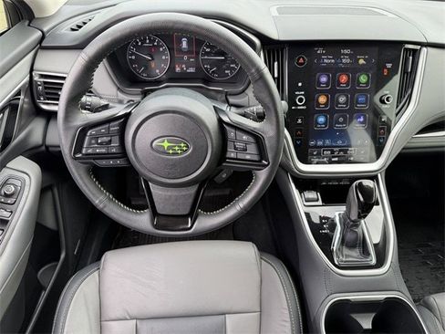 Used 2025 Subaru Outback Onyx Edition image 11