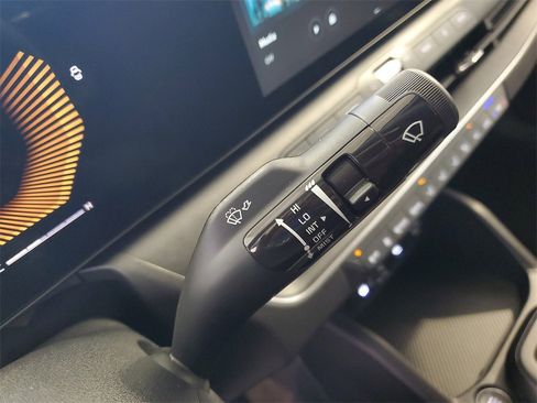 Certified 2025 Kia K4 LXS image 28