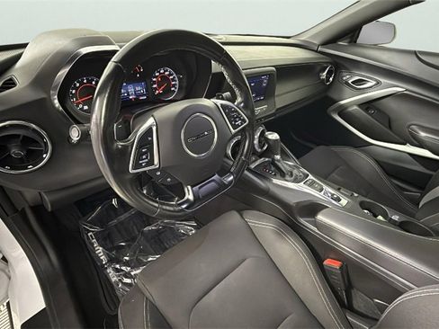 Used 2022 Chevrolet Camaro LT image 18