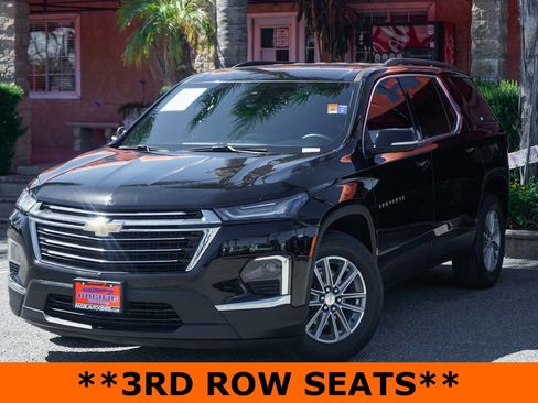 Used 2023 Chevrolet Traverse LT FWD image 4