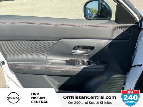 New 2026 Nissan Kicks SR w/ SR Premium Package FWD image 16