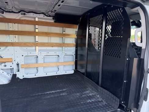 Used 2024 Ford Transit 250 Low Roof w/ Exterior Upgrade Package RWD image 14