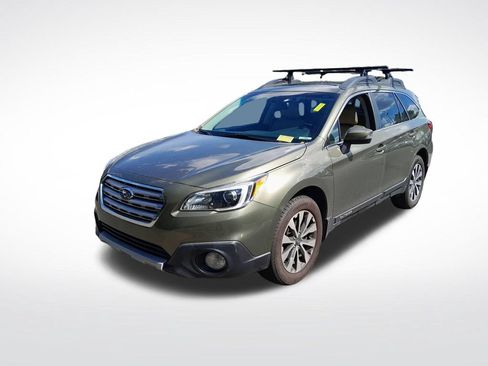 Used 2015 Subaru Outback 3.6R Limited AWD/4WD image 3