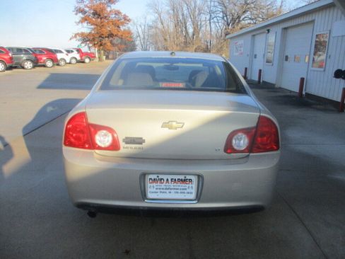 Used 2009 Chevrolet Malibu LT w/ Power Convenience Package image 5