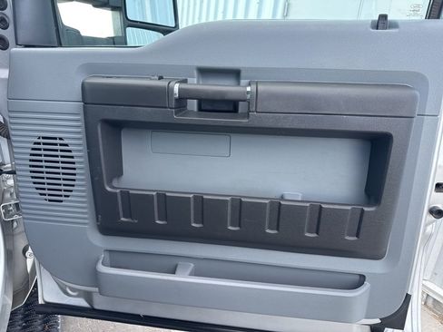 Used 2016 Ford F250 XL w/ Power Equipment Group image 29