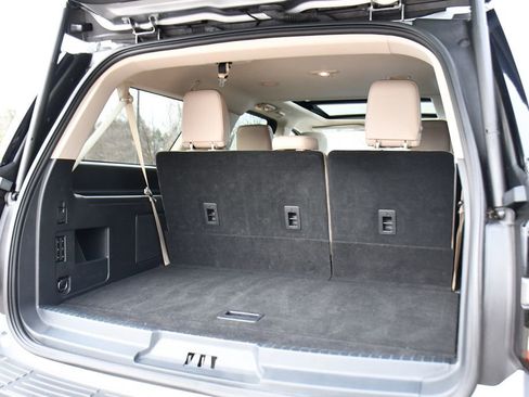 Used 2023 Ford Expedition Max Limited image 19