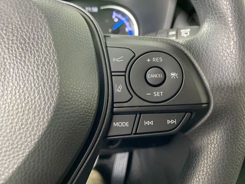 New 2025 Toyota RAV4 XLE image 15