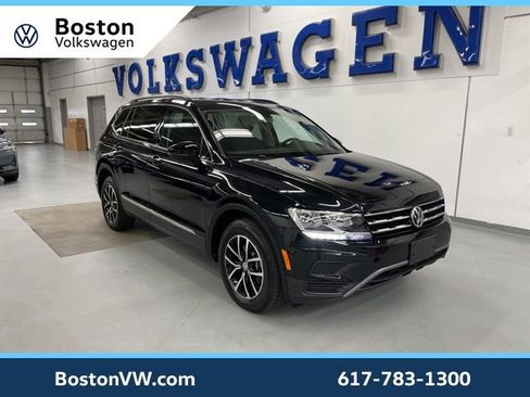 Certified 2021 Volkswagen Tiguan SE w/ Panoramic Sunroof Package image 5