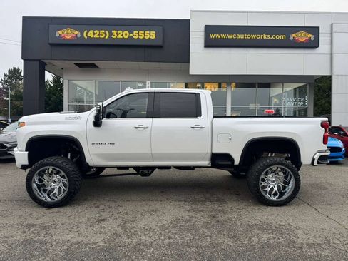 Used 2020 Chevrolet Silverado 2500 High Country w/ Z71 Off-Road Package image 28