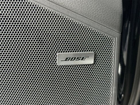 Certified 2025 Porsche Cayenne image 33