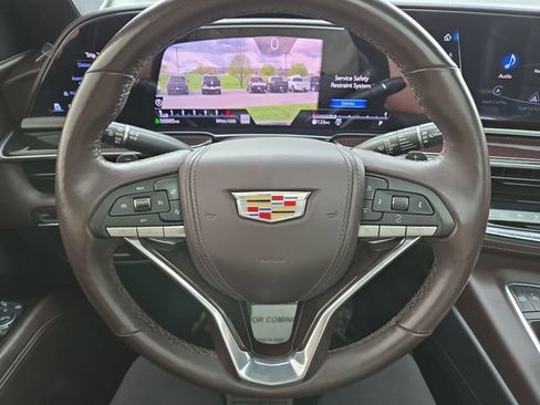 Used 2021 Cadillac Escalade Premium Luxury Platinum AWD/4WD image 21