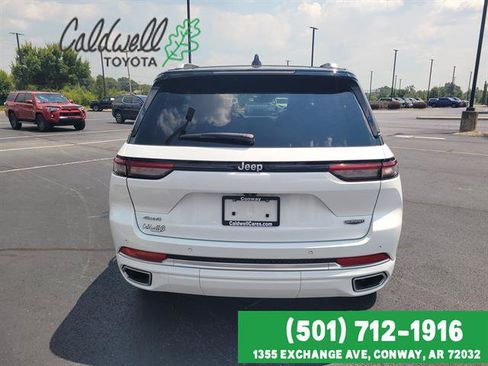 Used 2023 Jeep Grand Cherokee Summit AWD/4WD image 6