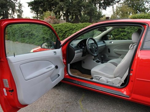 Used 2010 Chevrolet Cobalt LS w/ Protection Package image 5