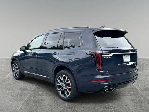 Certified 2024 Cadillac XT6 Sport w/ Platinum Package AWD/4WD image 3