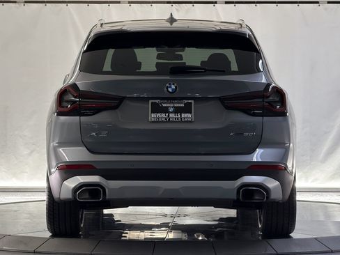 Used 2024 BMW X3 xDrive30i w/ Premium Package w/ZPA AWD/4WD image 10