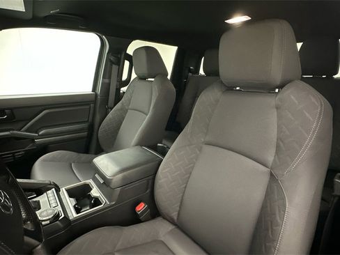 Used 2024 Toyota Tacoma SR5 image 9