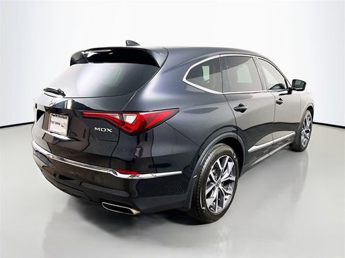Used 2023 Acura MDX FWD w/ Technology Package image 7