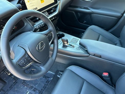 New 2026 Lexus UX 300h UX 300h Premium image 10