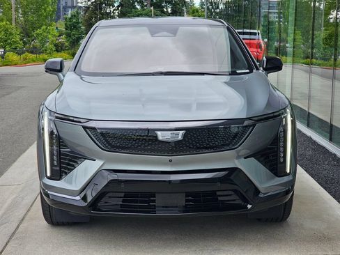 New 2026 Cadillac Optiq Sport 1 AWD/4WD image 8