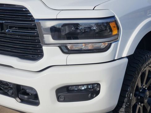 Used 2019 RAM 2500 Laramie w/ Night Edition image 10