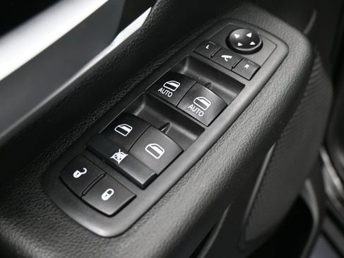 Used 2020 RAM 1500 Big Horn RWD image 14