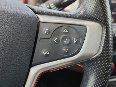 Used 2022 GMC Terrain SLE w/ Driver Convenience Package FWD image 18