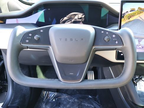 Used 2023 Tesla Model S Plaid image 46