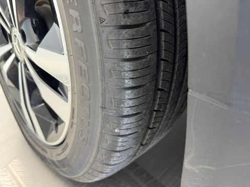 Used 2025 Mercedes-Benz GLA 250 image 11