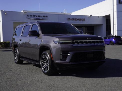 New 2026 Jeep Grand Wagoneer L w/ 8-Passenger Seating Package image 2