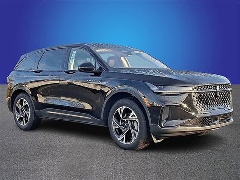 New 2026 Lincoln Nautilus Premier w/ Equipment Group 102A image 2