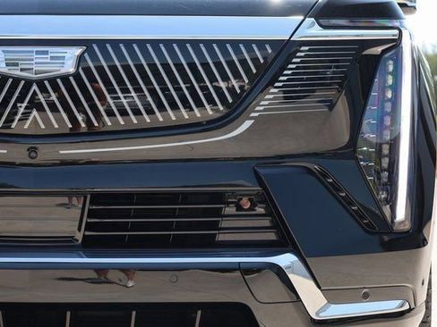 New 2025 Cadillac Escalade IQ Luxury 2 image 6