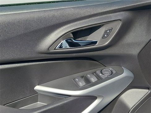 New 2026 Chevrolet Trax LS w/ Driver Confidence Package image 19