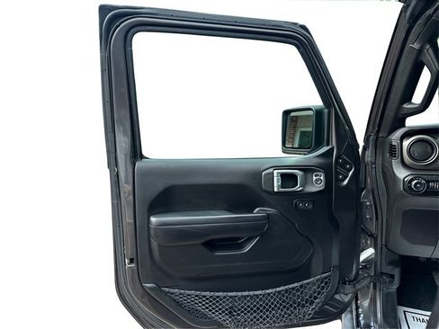 Used 2019 Jeep Wrangler Unlimited Sport S AWD/4WD image 24