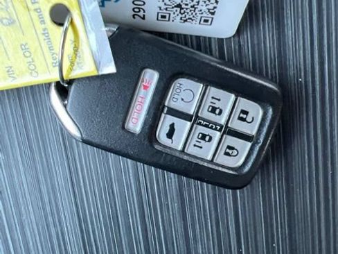 Used 2019 Honda Odyssey EX image 25