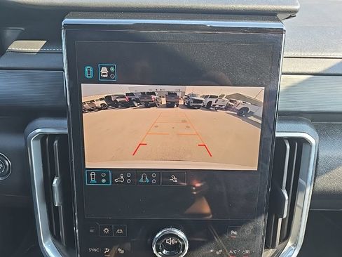 Used 2026 GMC Acadia Elevation w/ Black Edition AWD/4WD image 31