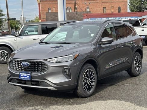 New 2025 Ford Escape SE image 7