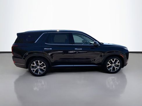 Used 2022 Hyundai Palisade SEL w/ Convenience Package image 2
